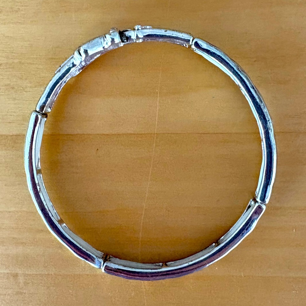 Silver angel blessing stretch bracelet 8 inches NWOT